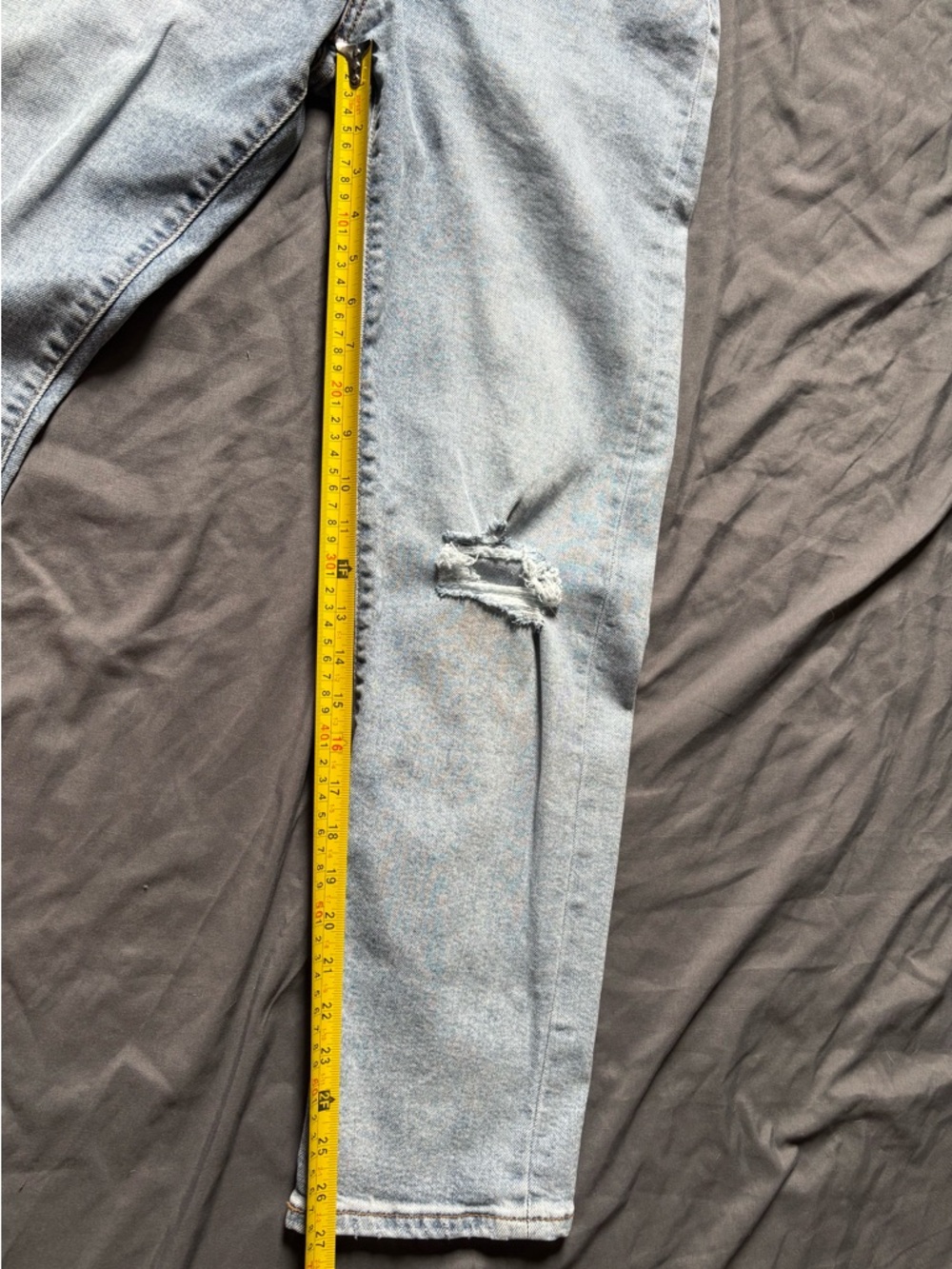 Levi's Light Blue Distressed Wedgie Straight Size 30 - Picture 9 of 12